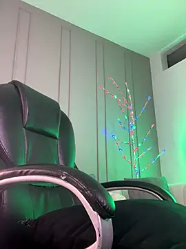 Snapshot of Frank_Farrell chatting on November 14, 11:02 pm Frank Farrell online show from November 14, 11:02 pm