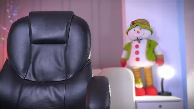 Snapshot of Frank_Farrell chatting on December 3, 6:28 pm Frank Farrell online show from December 3, 6:28 pm