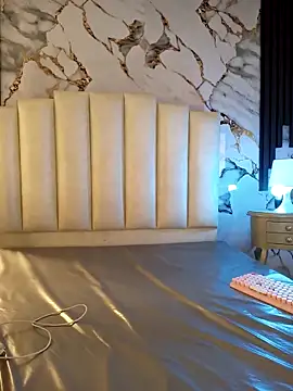 mollieblue69 online show from March 20, 1:05 pm