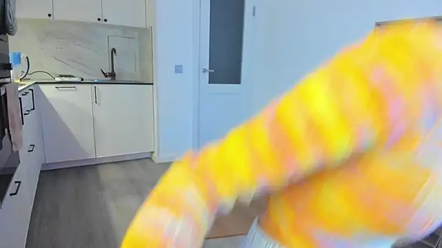 Kossie  online show from February 6, 2:58 pm