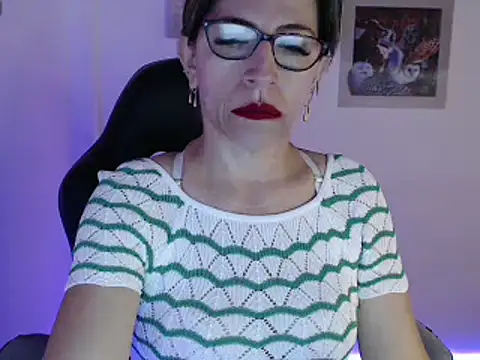 Chayla Ruiz online show from January 27, 1:41 pm