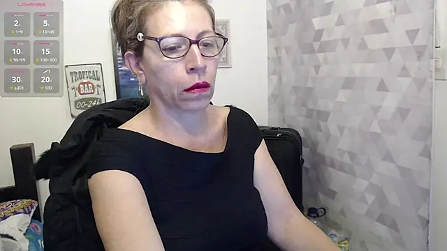 Chayla Ruiz online show from September 8, 8:19 pm