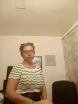 Chayla Ruiz online show from September 10, 12:21 am