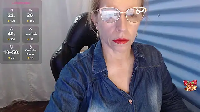 Chayla Ruiz online show from April 17, 2:09 pm