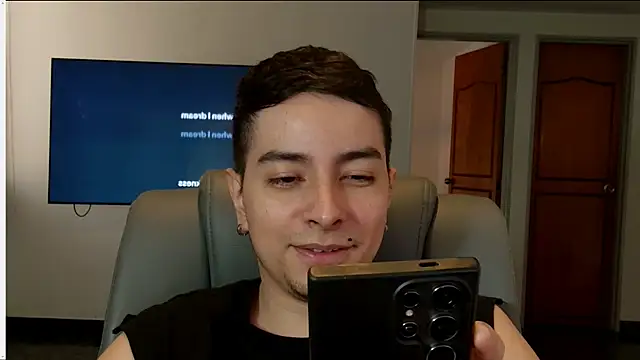 Jhoan saenz online show from October 9, 4:27 pm