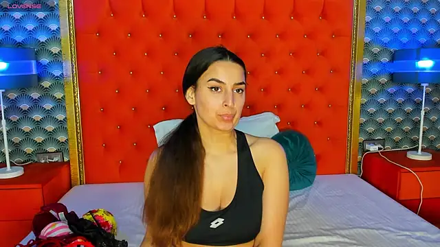 VallerieJones online show from March 11, 1:01 pm