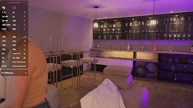 KateSunder online show from September 30, 11:48 am