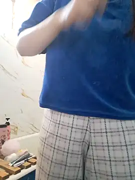 Snapshot of NansyyyaLiannkkaasssssa78 chatting on February 12, 10:24 am NansyyyaLiannkkaasssssa78 online show from February 12, 10:24 am