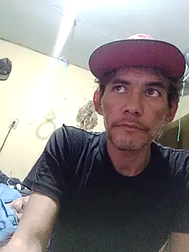 Snapshot of MarsWood chatting on September 17, 2:24 am MarsWood online show from September 17, 2:24 am