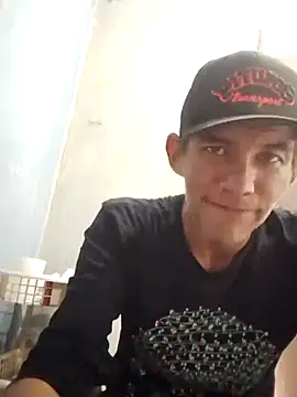 Snapshot of MarsWood chatting on November 12, 7:13 pm MarsWood online show from November 12, 7:13 pm