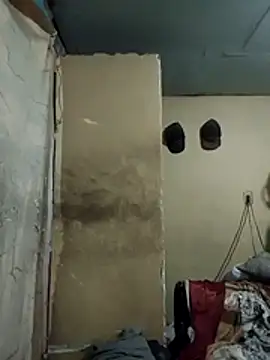 Snapshot of MarsWood chatting on December 16, 11:43 pm MarsWood online show from December 16, 11:43 pm