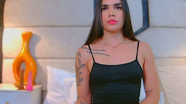 April Cutee online show from February 19, 3:05 pm