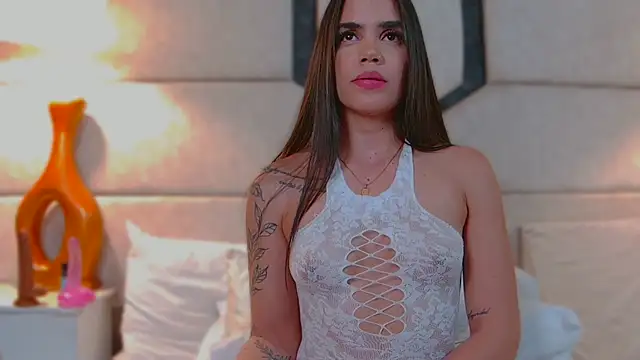 April Cutee online show from March 16, 1:59 am