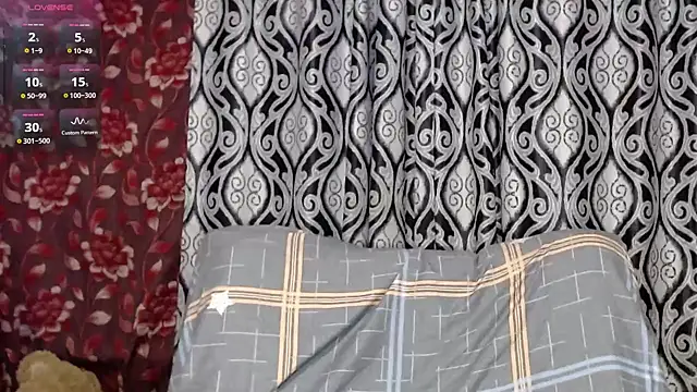 EmilyDoth online show from December 27, 5:26 pm