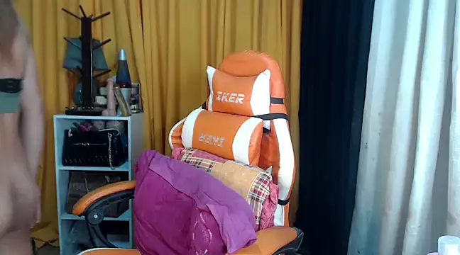 Deliciouscumsxz online show from December 7, 6:48 pm