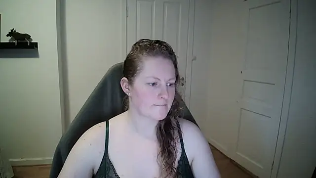 Girlnina-1995 online show from January 7, 11:48 am