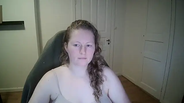 Girlnina-1995 online show from January 20, 12:28 pm