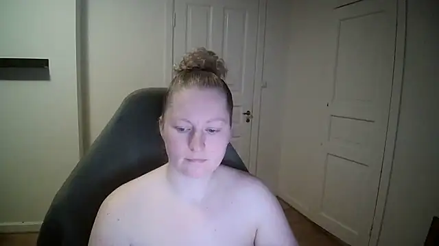 Girlnina-1995 online show from January 26, 2:52 pm