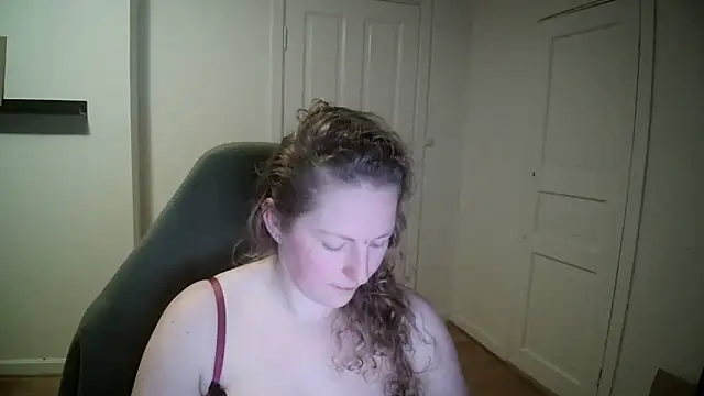 Girlnina-1995 online show from January 30, 7:48 pm