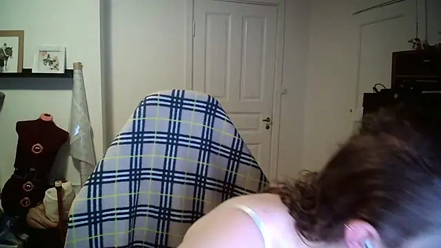 Girlnina-1995 online show from January 15, 9:03 am