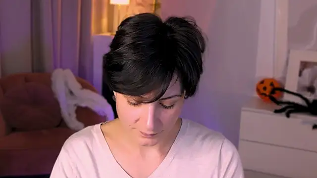 Snapshot of LorenDaze chatting on November 4, 2:16 pm LorenDaze online show from November 4, 2:16 pm