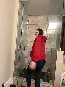 Snapshot of XXlolaXX chatting on November 8, 12:55 am XXlolaXX online show from November 8, 12:55 am