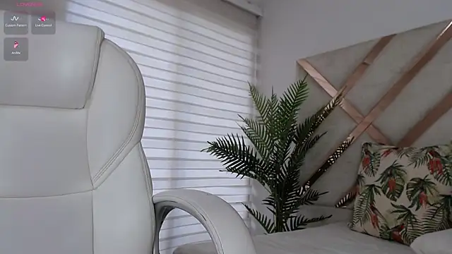 Snapshot of kimara_lion chatting on January 11, 12:40 pm kimara lion online show from January 11, 12:40 pm