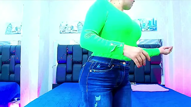 Snapshot of _carolina_fox chatting on February 1, 3:08 am carolina fox online show from February 1, 3:08 am