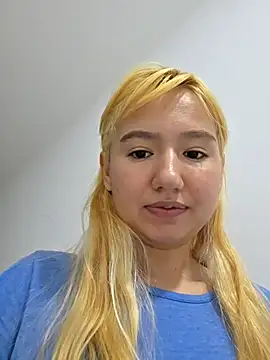 Pinkie Princes online show from December 2, 10:38 pm