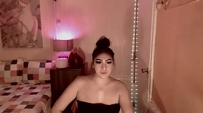 Snapshot of Biancafoxie chatting on January 23, 10:54 am Biancafoxie online show from January 23, 10:54 am