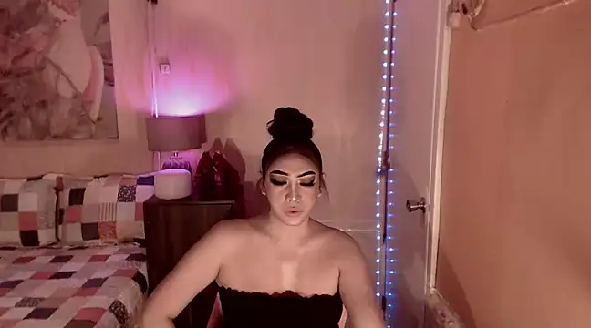 Snapshot of Biancafoxie chatting on February 11, 10:26 am Biancafoxie online show from February 11, 10:26 am