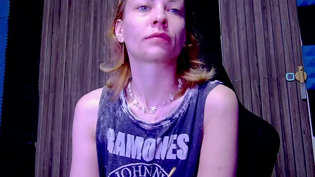 karo123421 online show from March 23, 4:16 am