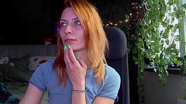 karo123421 online show from January 7, 9:45 am