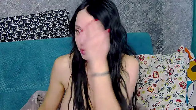 Snapshot of Brilliant_Doll chatting on December 2, 3:34 am Brilliant Doll online show from December 2, 3:34 am