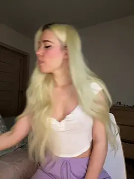 xDinnax online show from February 24, 5:53 pm