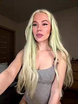 xDinnax online show from September 11, 2:28 pm