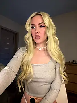 xDinnax online show from October 18, 5:14 pm