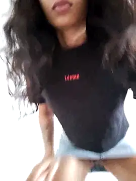 Leaberry online show from December 17, 5:19 pm