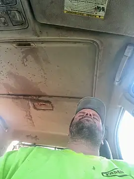 Snapshot of charactrzero chatting on December 1, 5:29 pm charactrzero online show from December 1, 5:29 pm