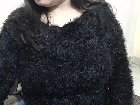 Snapshot of HOT_CHILLY chatting on December 3, 6:06 pm HOT CHILLY online show from December 3, 6:06 pm