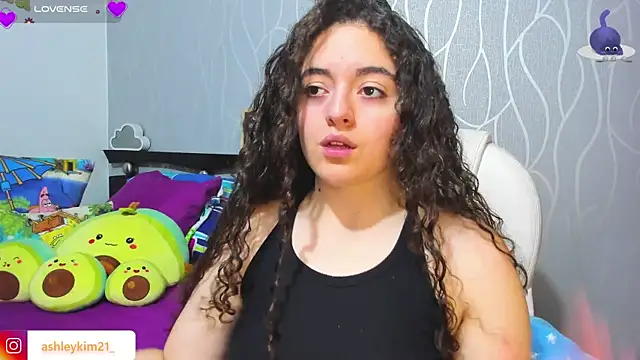 Snapshot of AshleyKim_ chatting on December 1, 9:42 pm AshleyKim online show from December 1, 9:42 pm