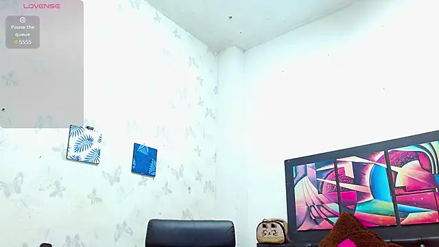 Snapshot of LexiStone_ chatting on December 11, 11:32 pm LexiStone  online show from December 11, 11:32 pm