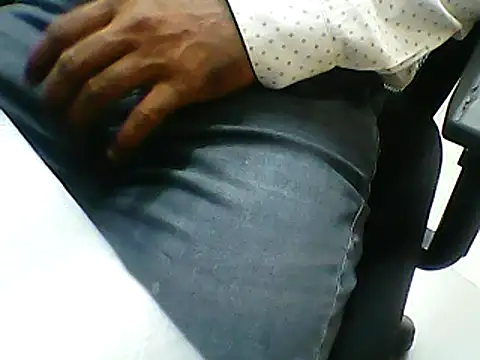 Snapshot of hotdikforu chatting on December 3, 1:10 pm hotdikforu online show from December 3, 1:10 pm