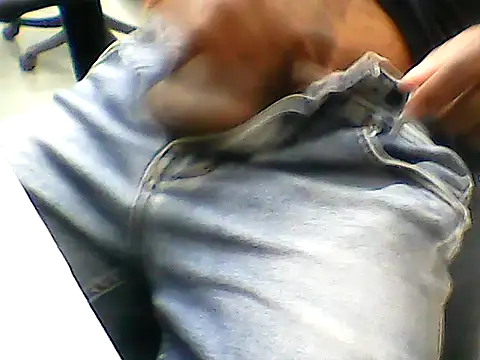 Snapshot of hotdikforu chatting on January 9, 11:46 am hotdikforu online show from January 9, 11:46 am