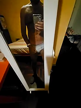 Dolceporco19 online show from November 5, 5:35 pm