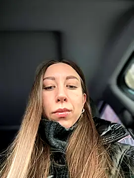 Snapshot of EvaCatt chatting on November 13, 3:49 am EvaCatt online show from November 13, 3:49 am