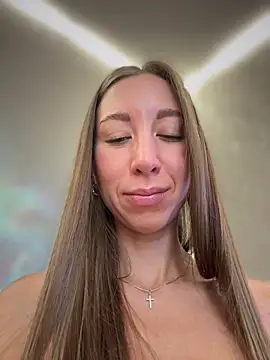 Snapshot of EvaCatt chatting on November 26, 4:02 am EvaCatt online show from November 26, 4:02 am