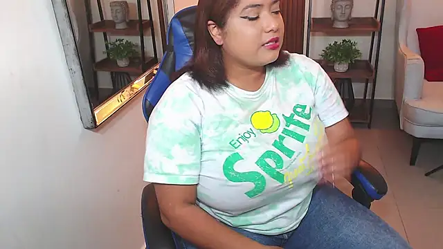 Kenya--Buhle online show from December 19, 6:04 pm