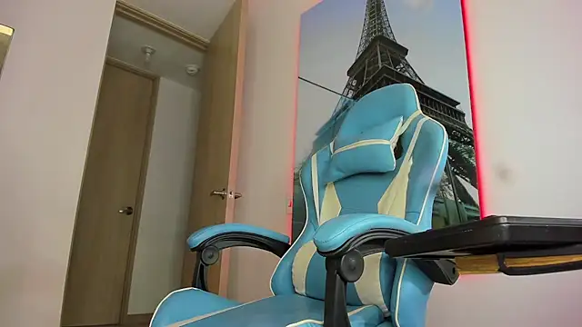 Snapshot of ela_pretty chatting on November 22, 3:49 am ela pretty online show from November 22, 3:49 am