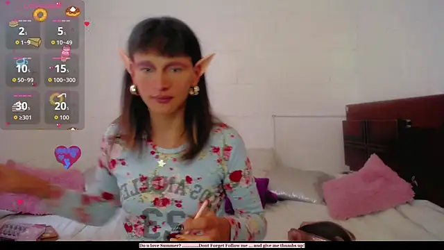 Snapshot of Summer_XO chatting on October 20, 8:31 pm Summer XO online show from October 20, 8:31 pm